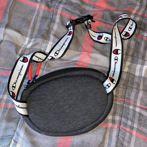 Champion Prime Big C Sling bag/Messenger Bag - Picture 2 of 4